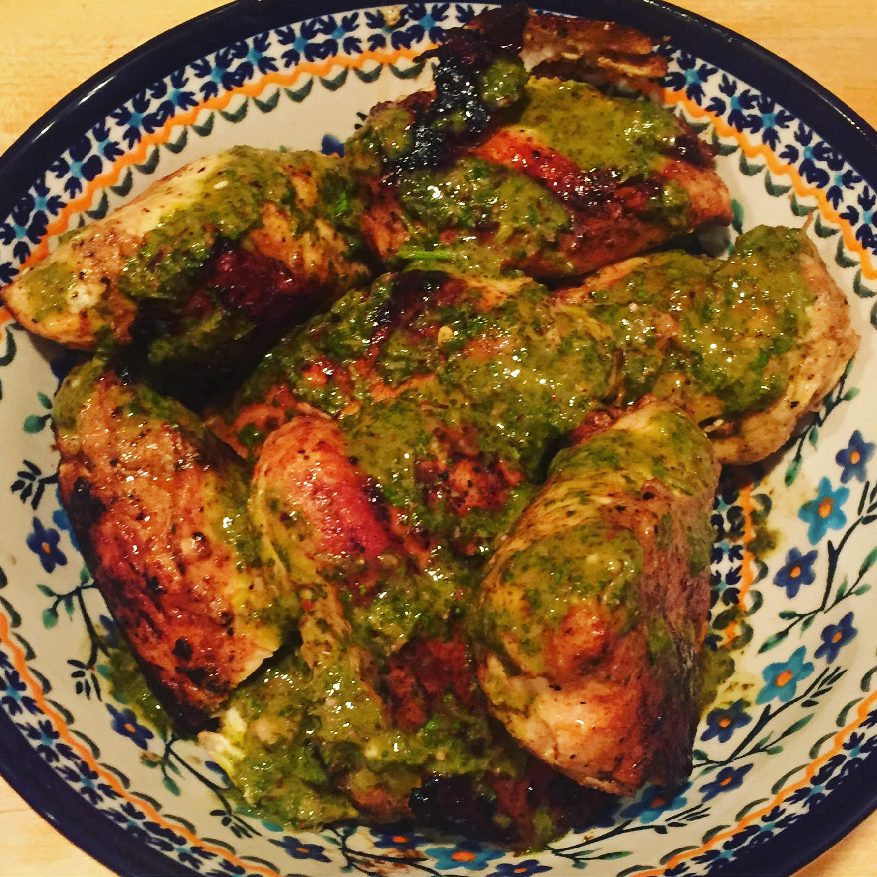 Pierś z kurczaka z sosem chimichurri