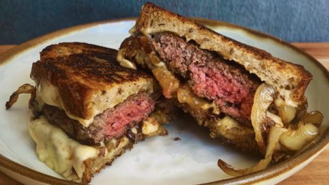 Patty melt, czyli kanapka à la cheeseburger